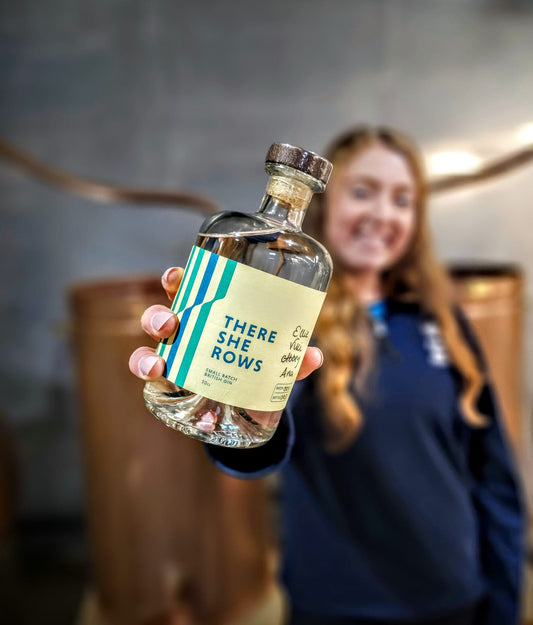 There She Rows Gin - single bottle